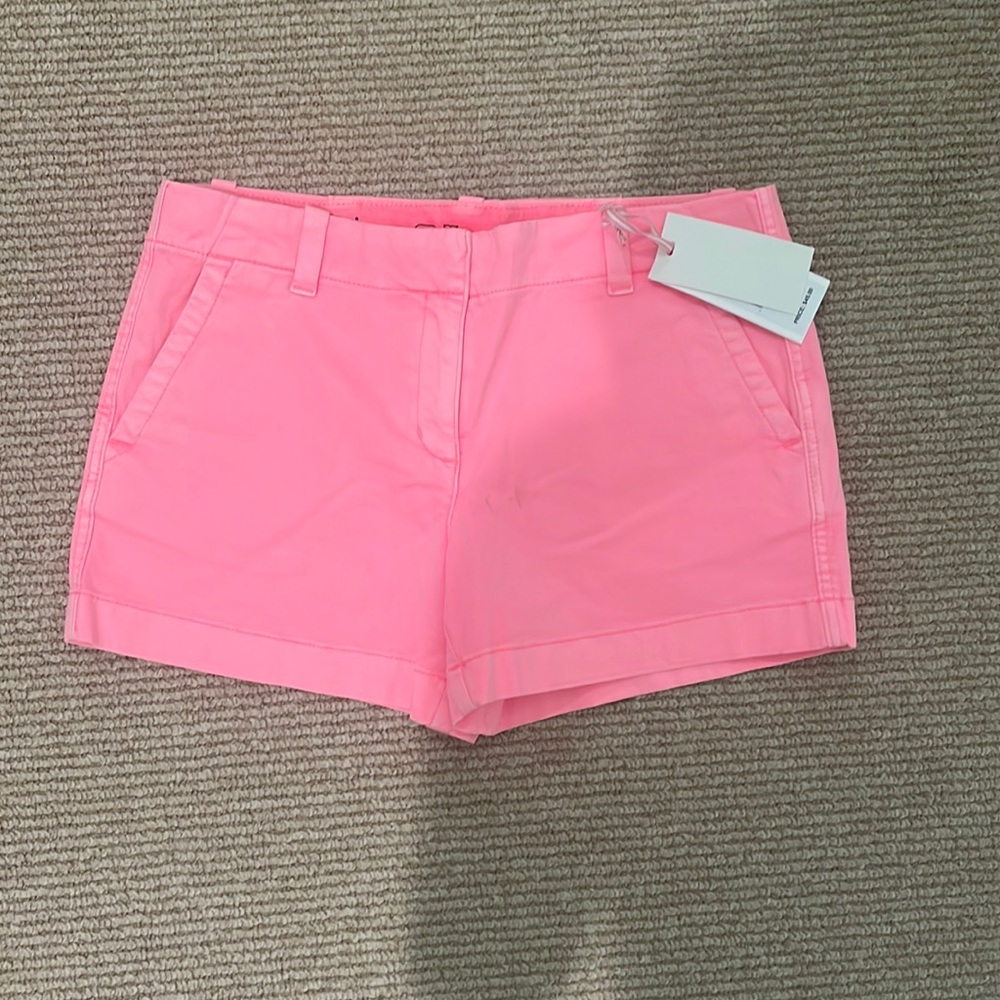 Vineyard vines pink shorts
